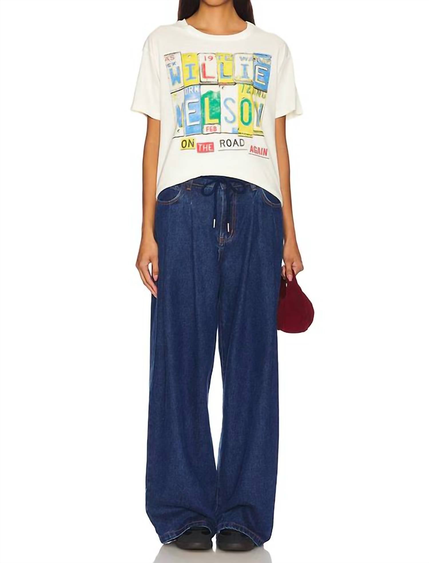 Daydreamer - Willie Neslon On The Road Again Boyfriend Tee
