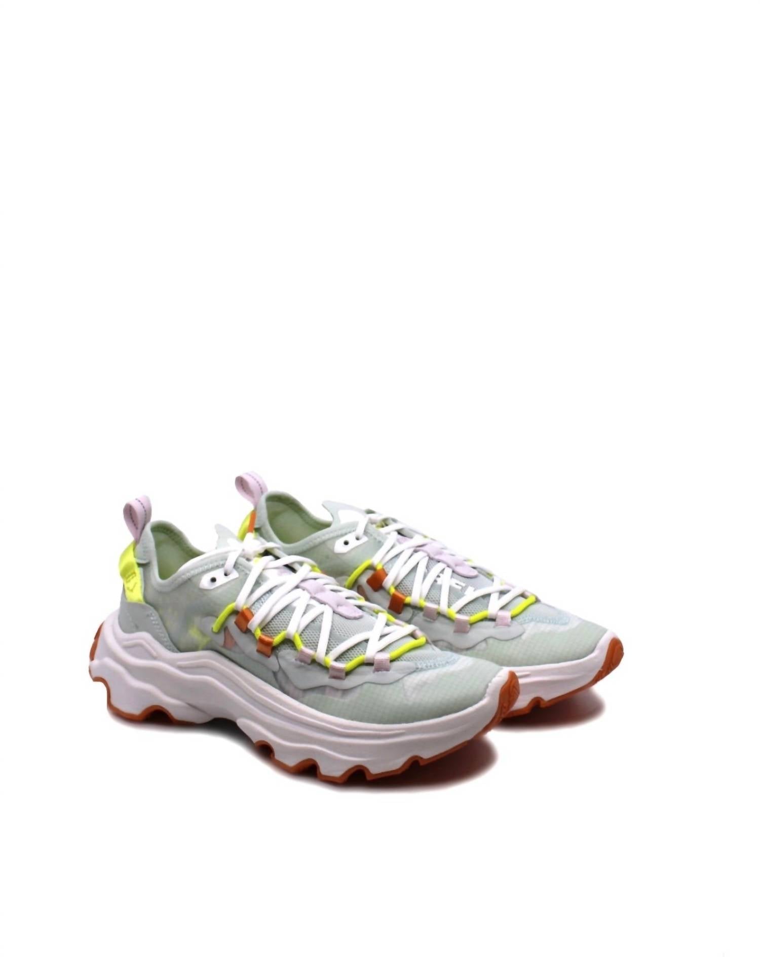 Sorel - Women's Kinetic Breakthru Tech Lace Tea Sneakers