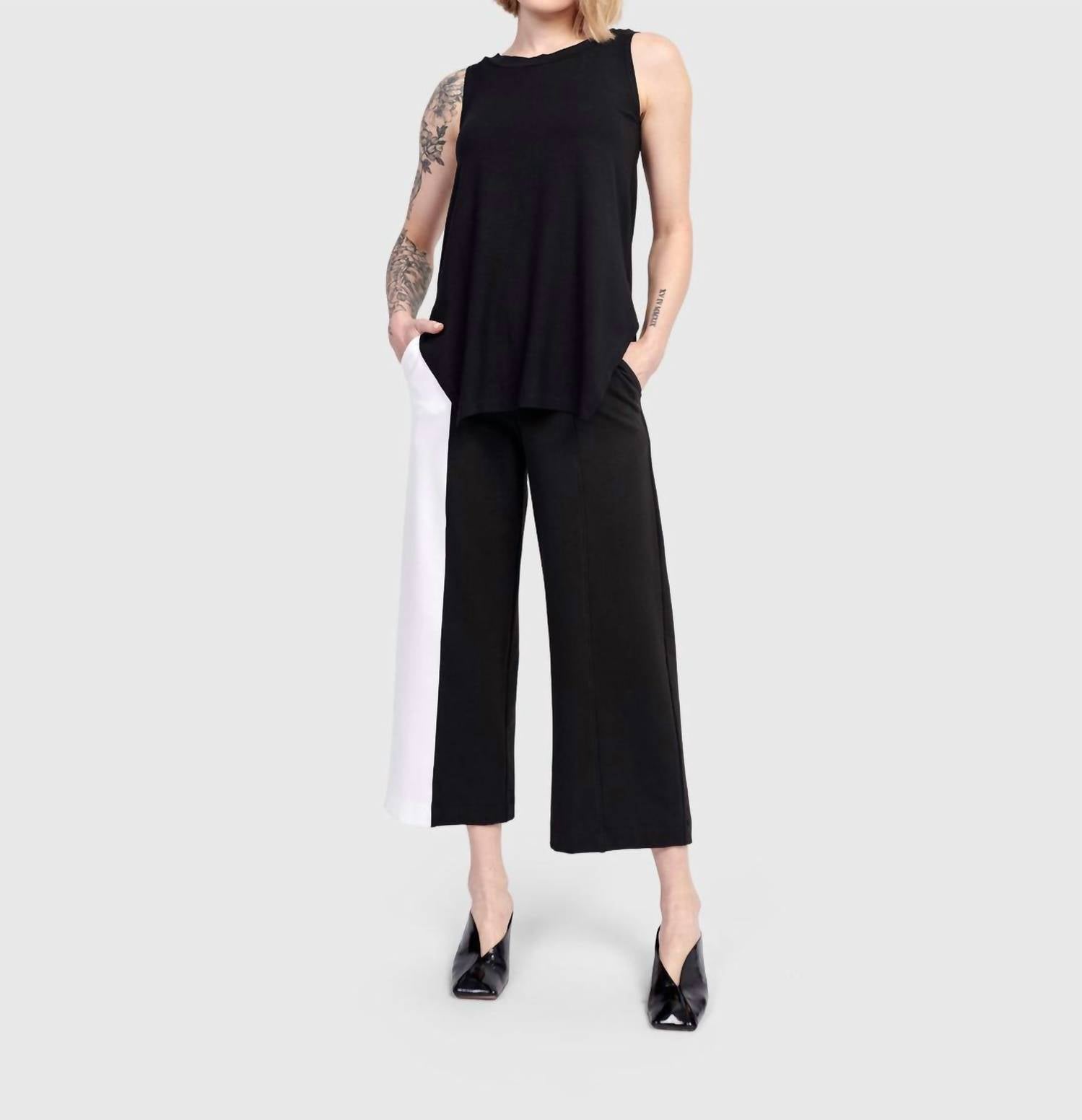 Alembika - Essential Cutaway Tank Top