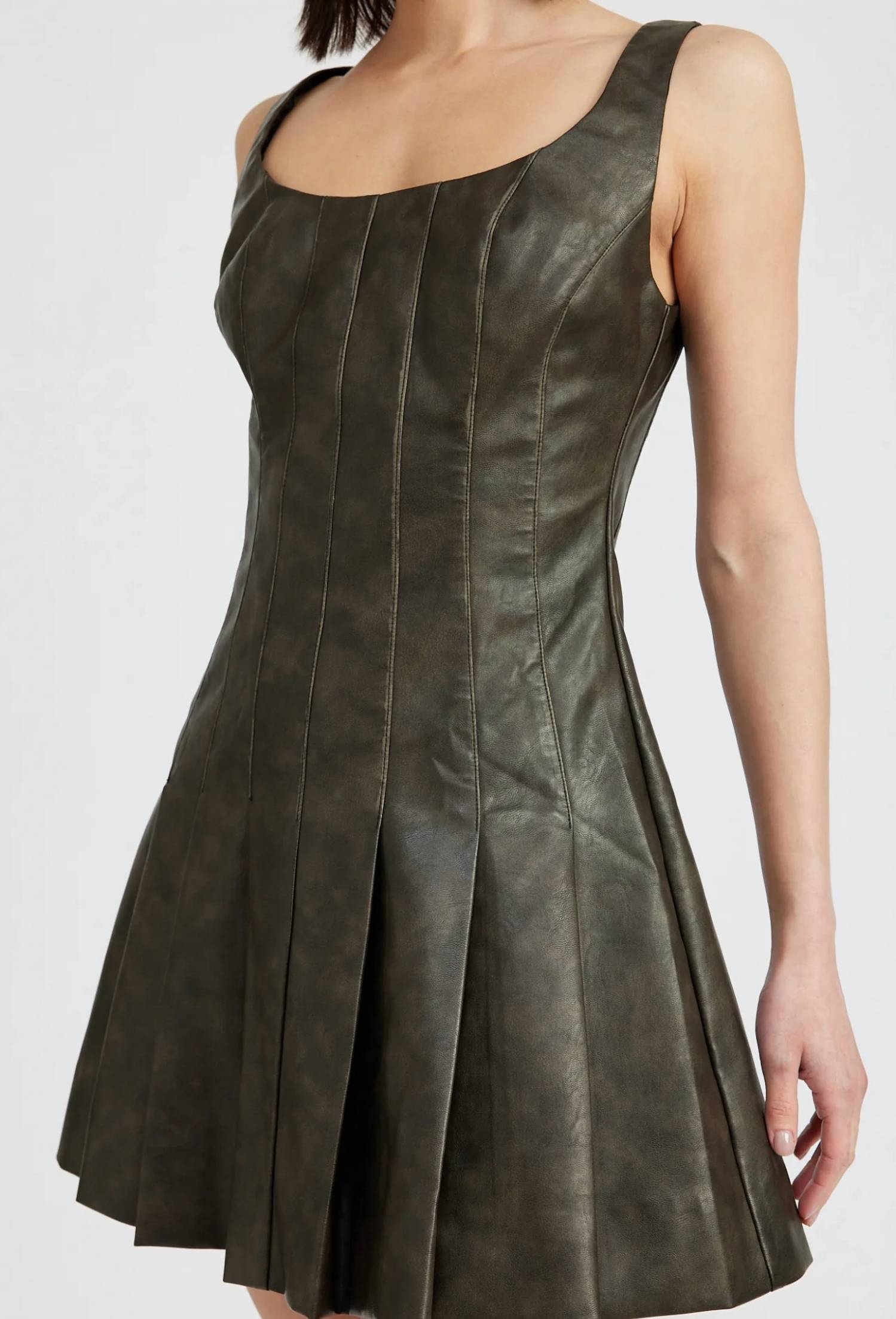 En Saison - Drew Pleated Mini Dress