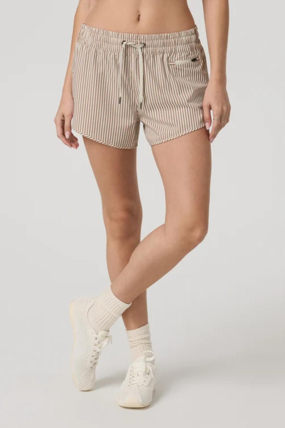 Vuori - Clementine 4" Short 2.0