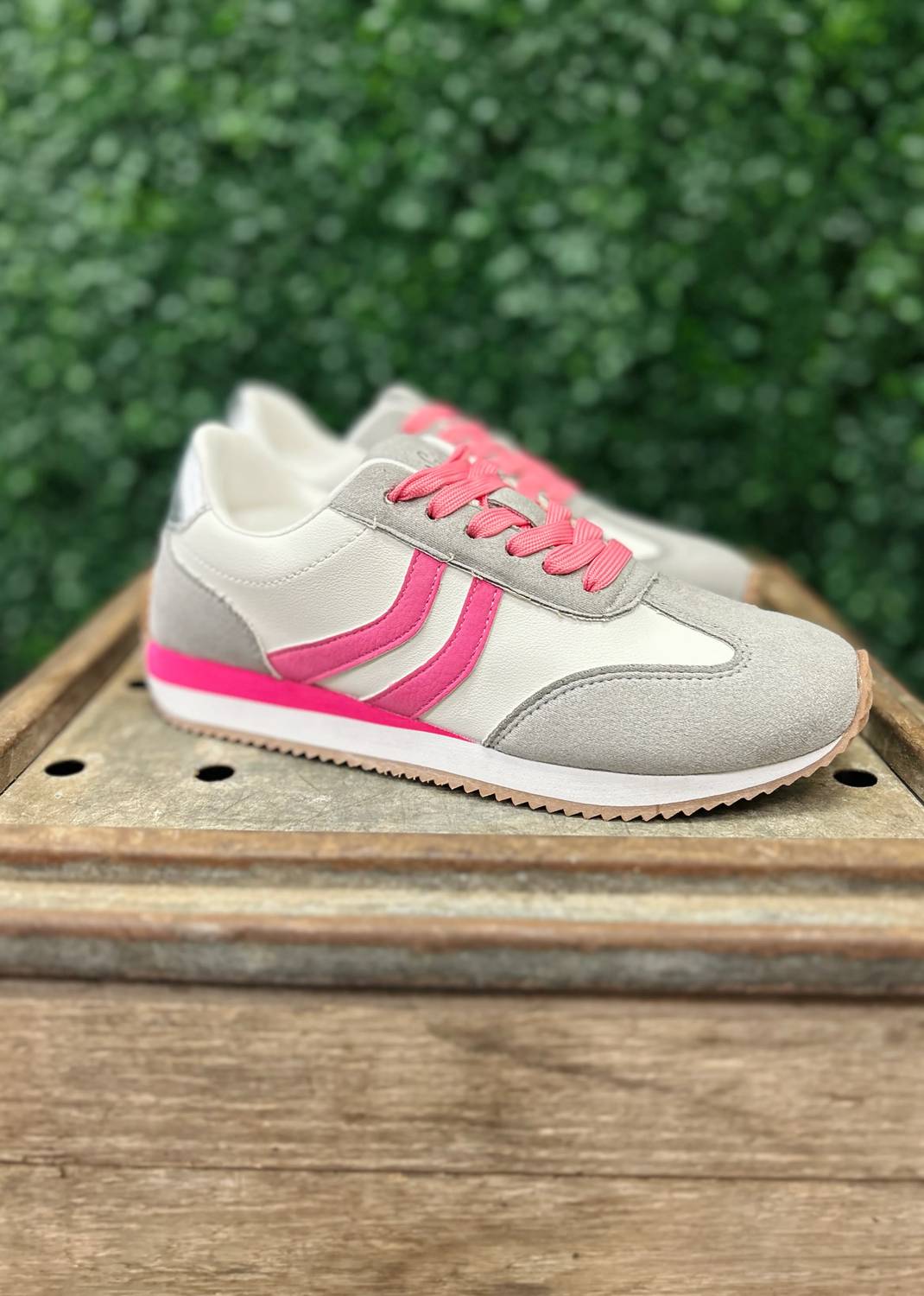 Corkys Footwear - Women's Kickoff Lace-up Sneaker