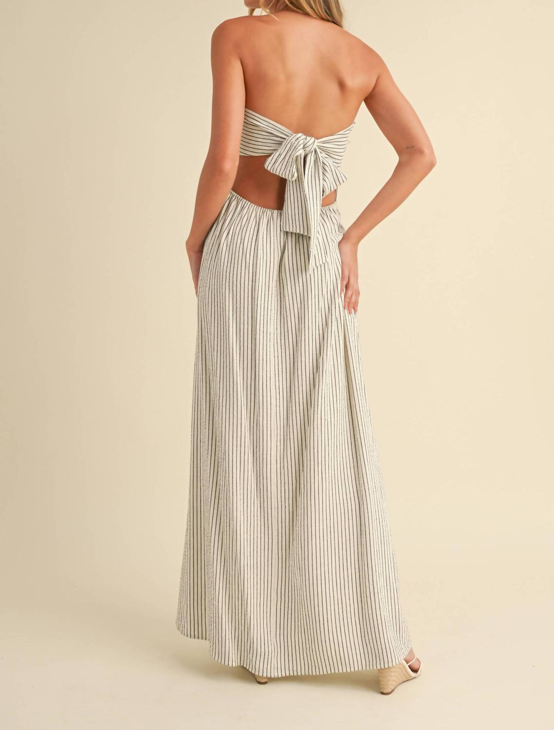 Klesis - Striped Long Back Tie Strapless Maxi Dress