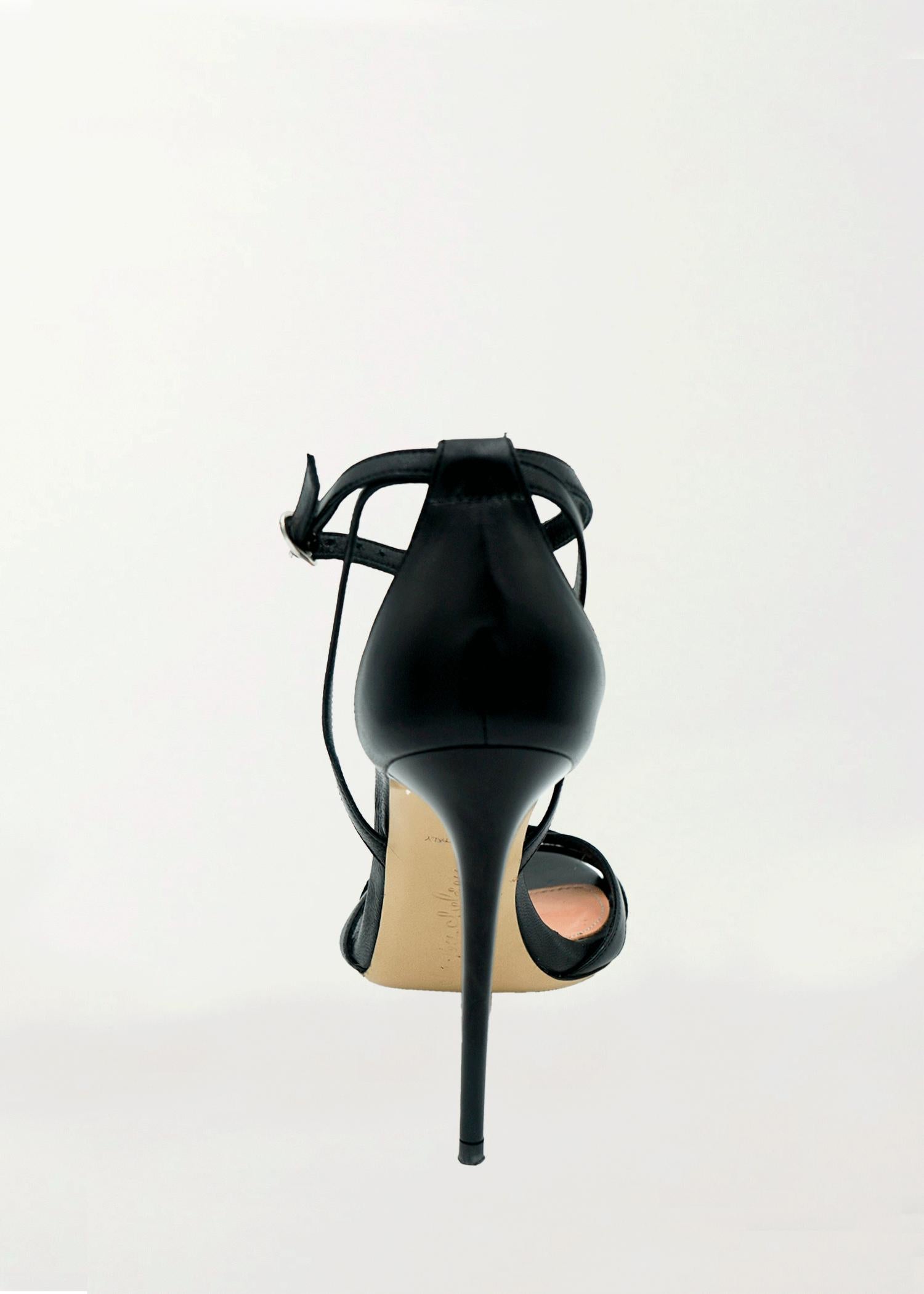 Che By Chelsey - Women's Aurore Heel Sandal
