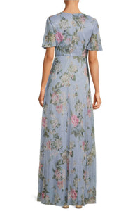 Adrianna Papell - V-neck Flutter Short Sleeves Long Metallic Mesh Gown