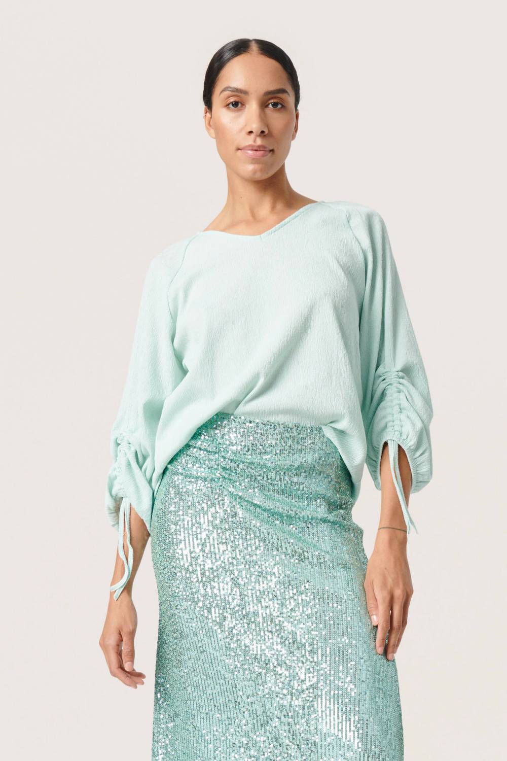 Soaked In Luxury - Catharina V-Neck Casual Fit Blouse