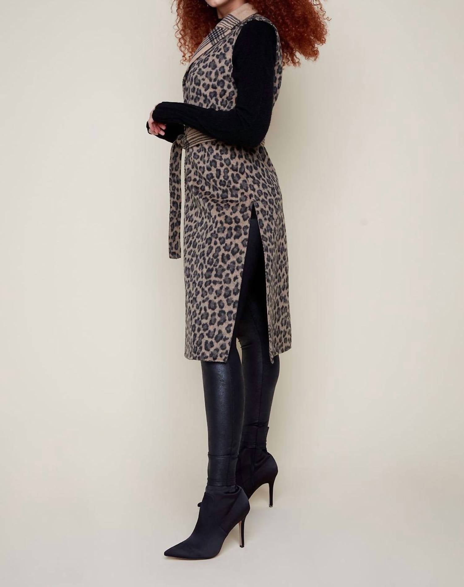Renuar - Reversible Belted Vest