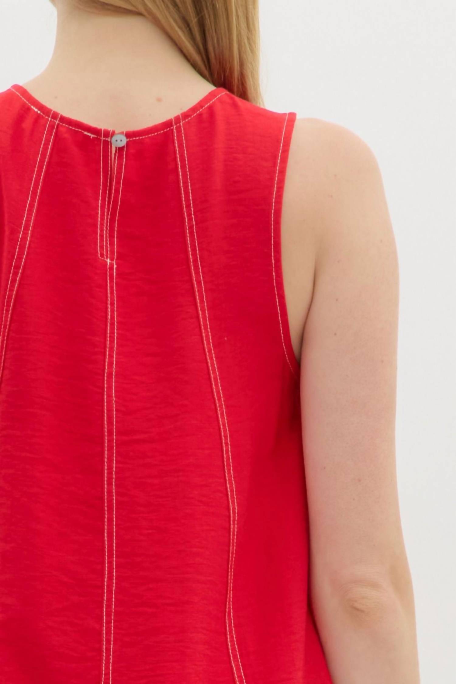 Entro - Solid Sleeveless Pull Over Top