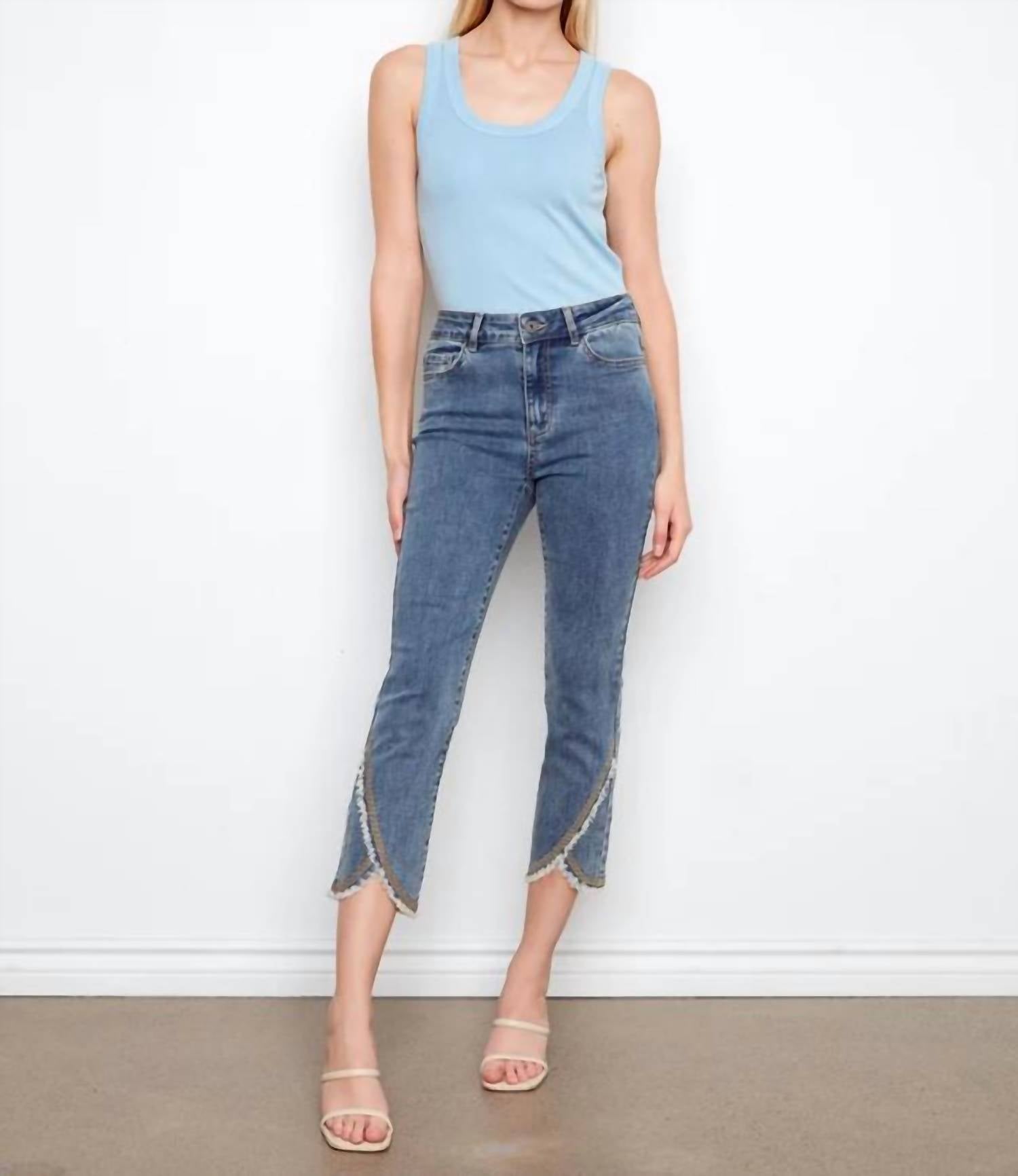 Charlie B - Embroidered Front Tulip Jeans