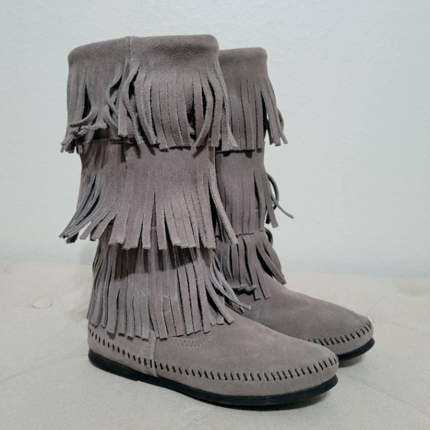 Minnetonka - Women's 3 Layer Fringe Boots