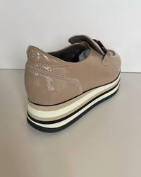 Softwaves - Women's Alina Patent Slip-on Platform Sneaker