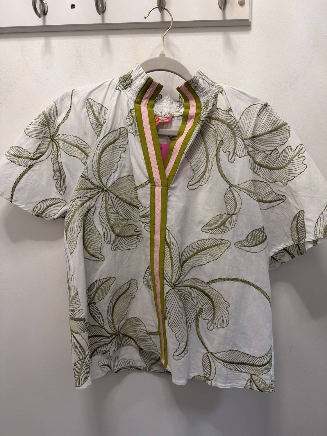 Thml - Women's Leaf Fluttered Top