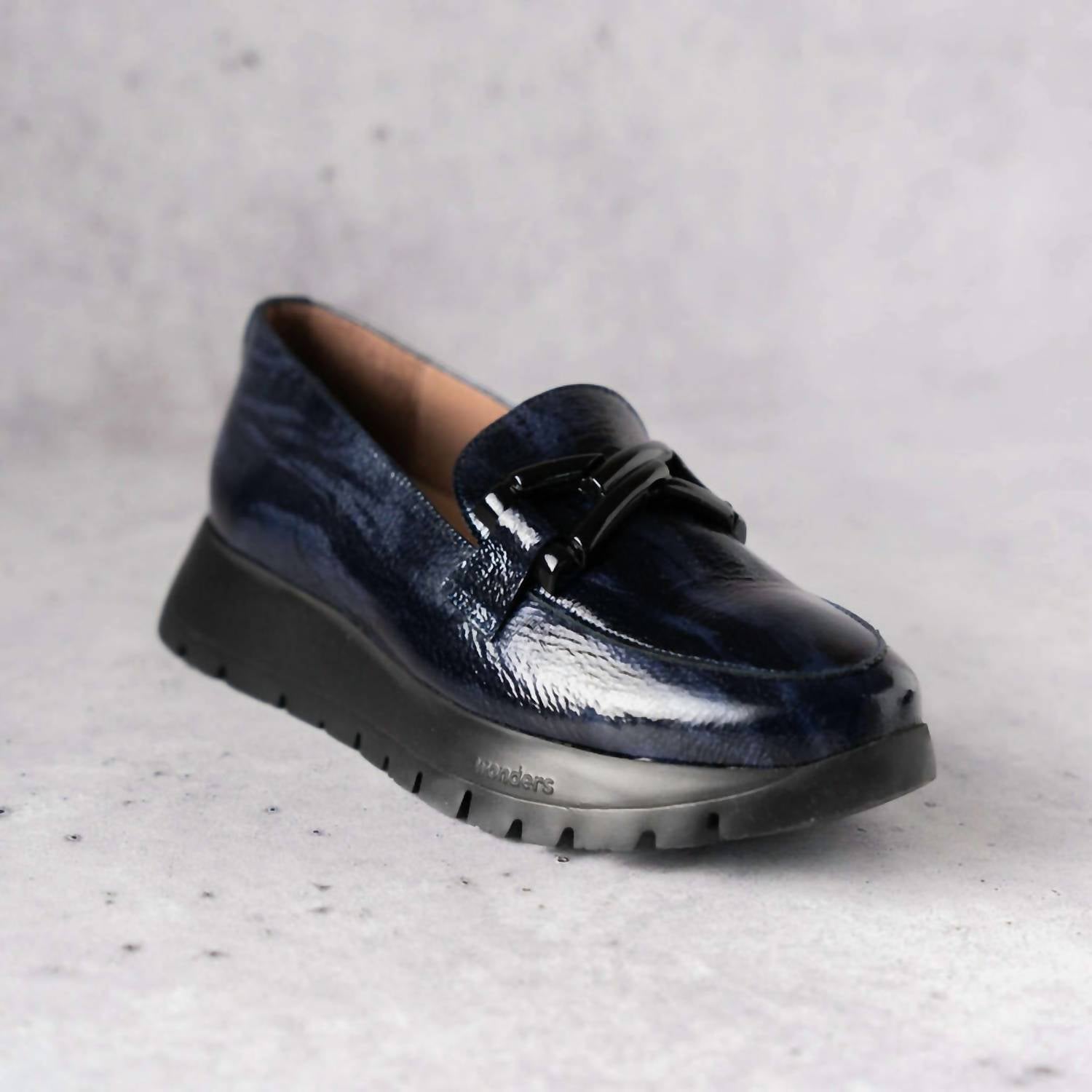 Wonders - A-2474 Rose Patent Leather Loafer