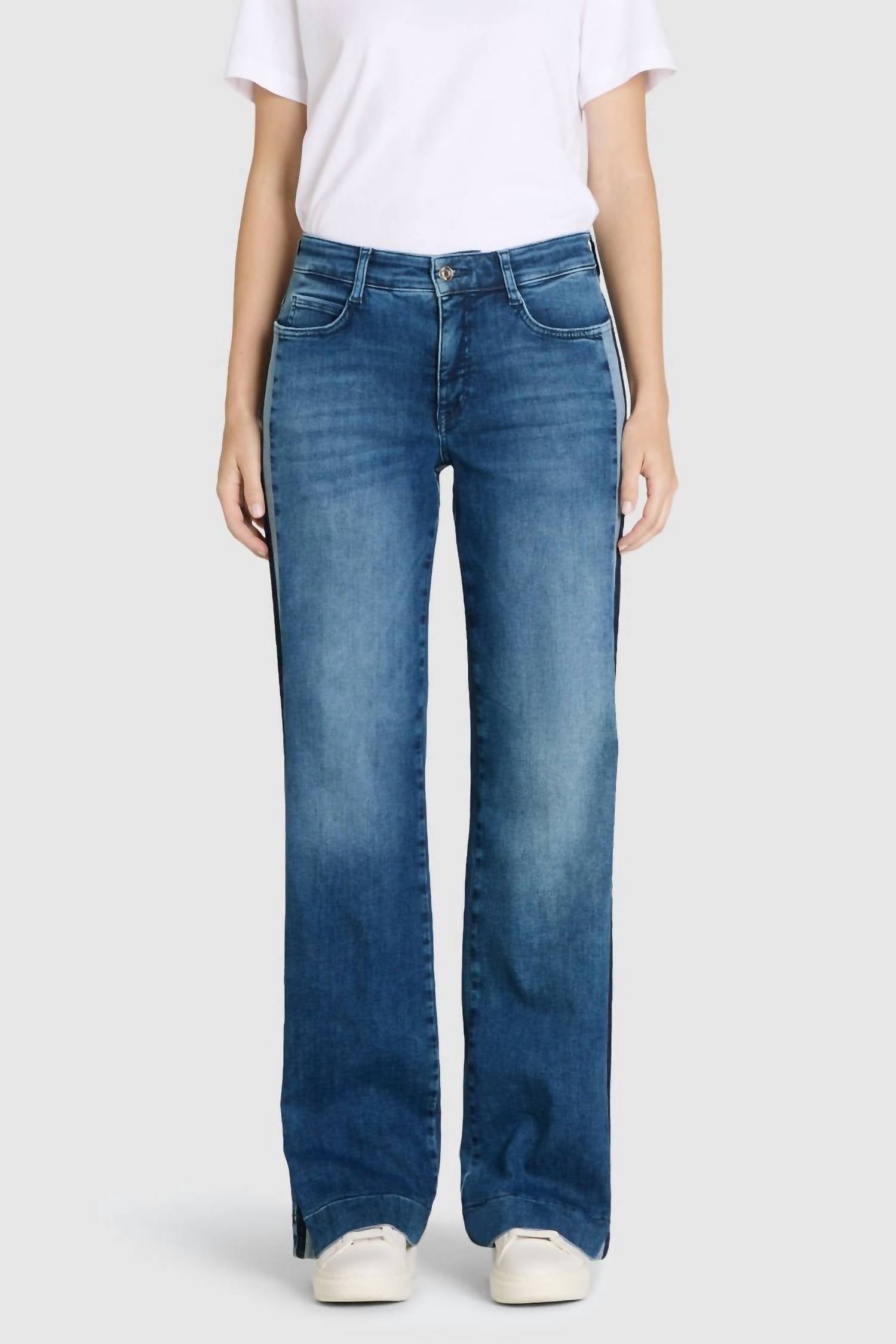 MAC Jeans Double Wide Galon Jeans in blue - women's jeans