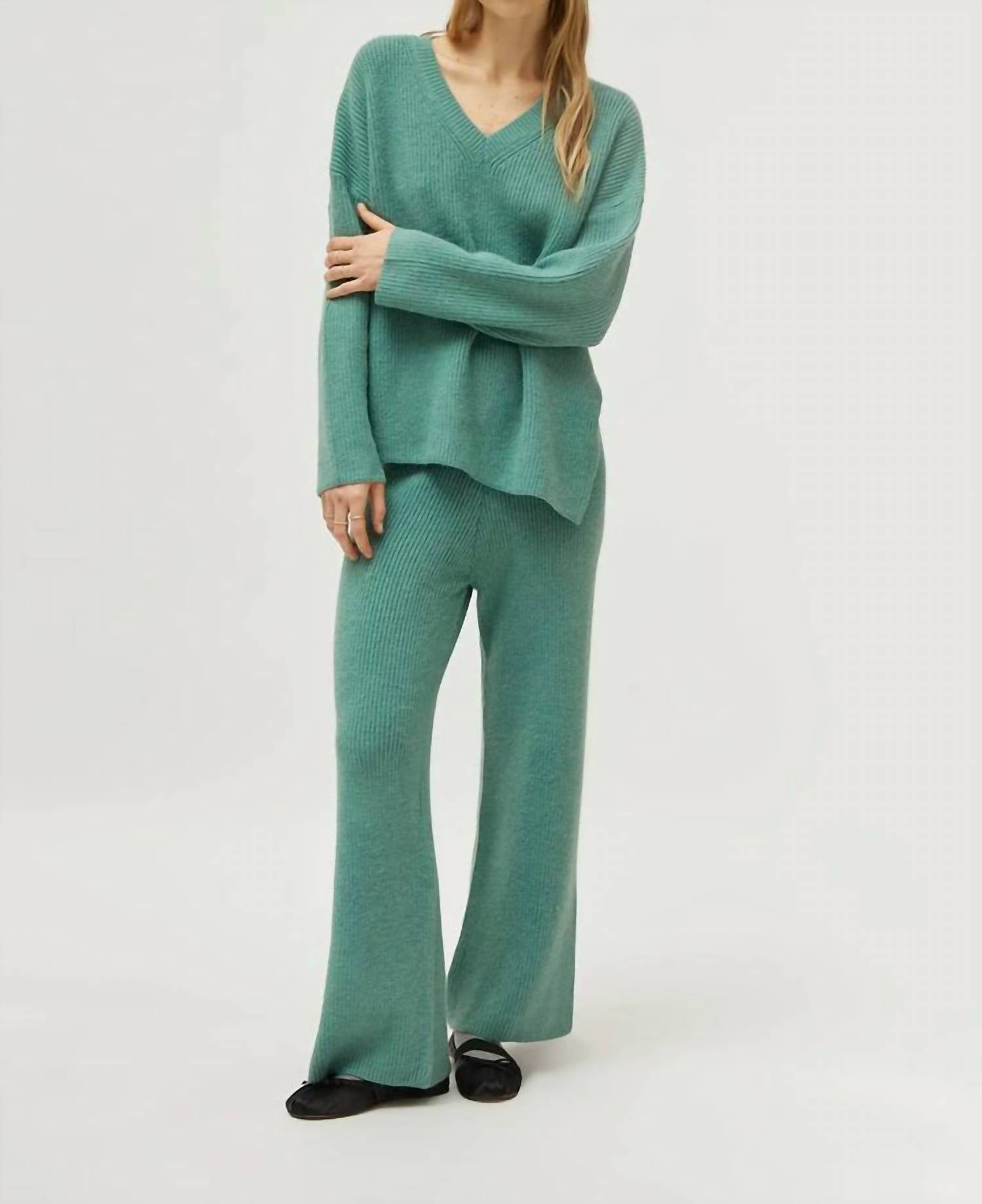 Compania Fantastica - V-neck sweater