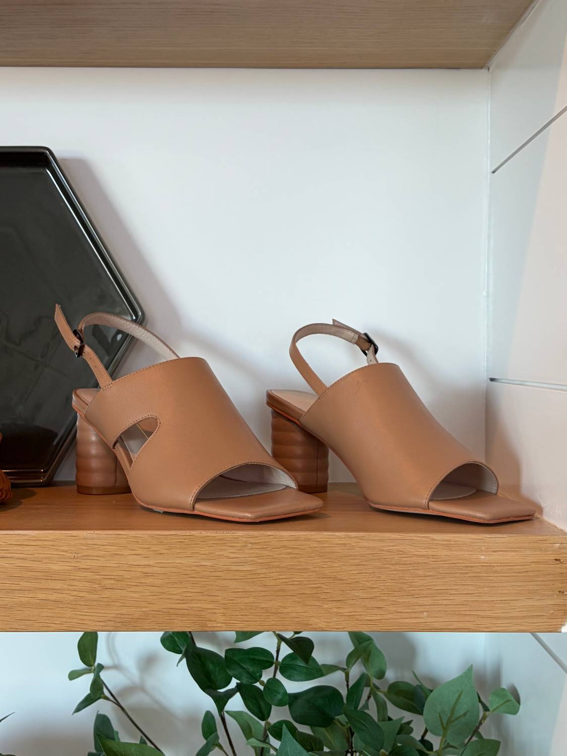 Intentionally Blank - Women's Kang Heel Sandal
