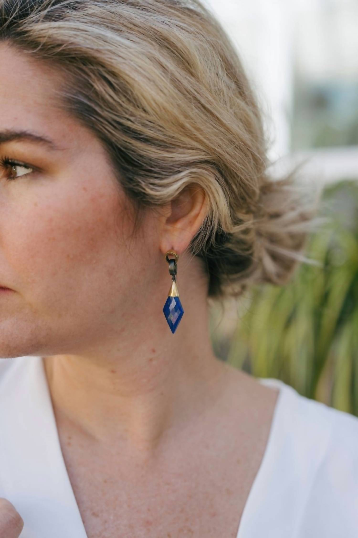 Bora - Women's Link And Gemstone Earrings