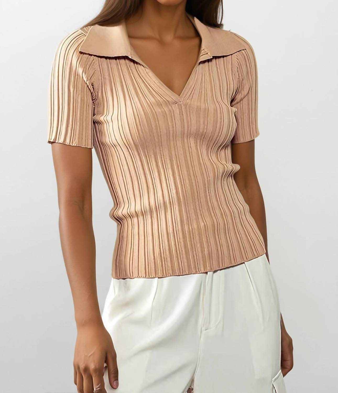 Urban Daizy - Rib Knit Wing Collar Short Sleeve Top