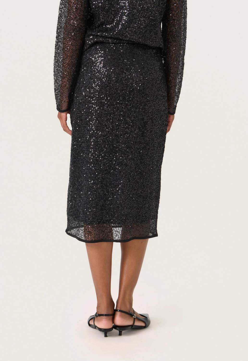 Soaked In Luxury - Sladea Sequins Straight Fit Midi Skirt