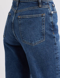 Frame - Ultra High-rise Wide Leg Jeans