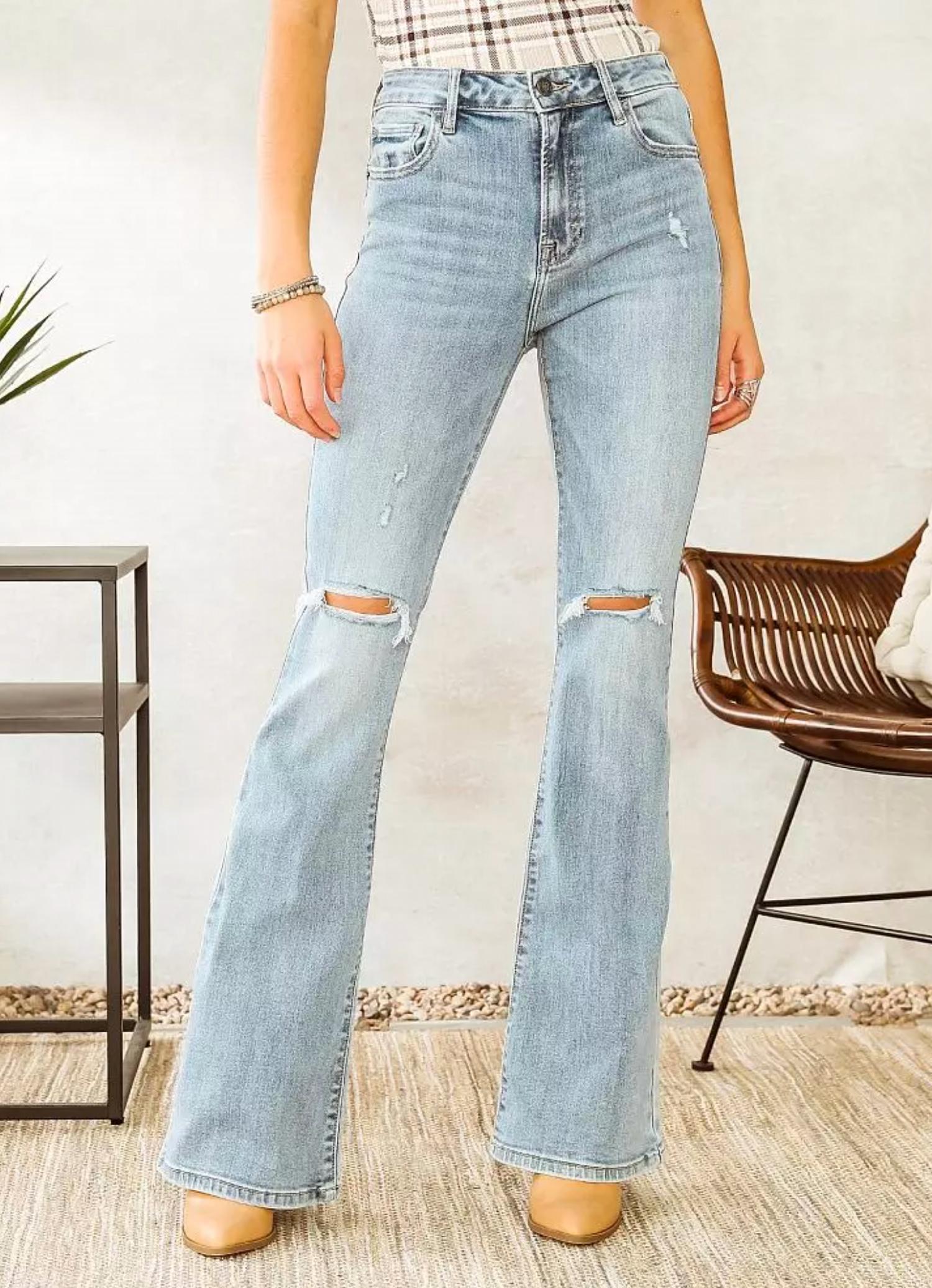 Hidden - Women's Kelly Distressed High Rise Light Ultra Flare Jean