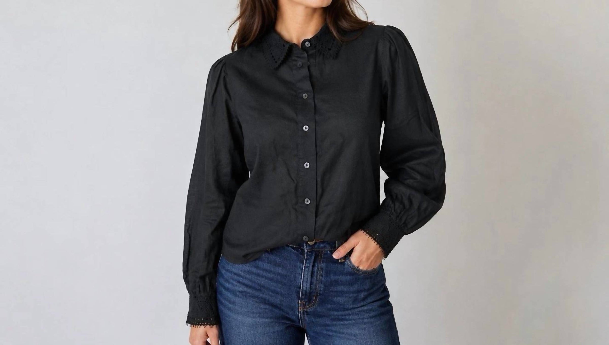 Elie Tahari - FRONT BUTTON EMBROIDERED TRIM COLLAR BLOUSE