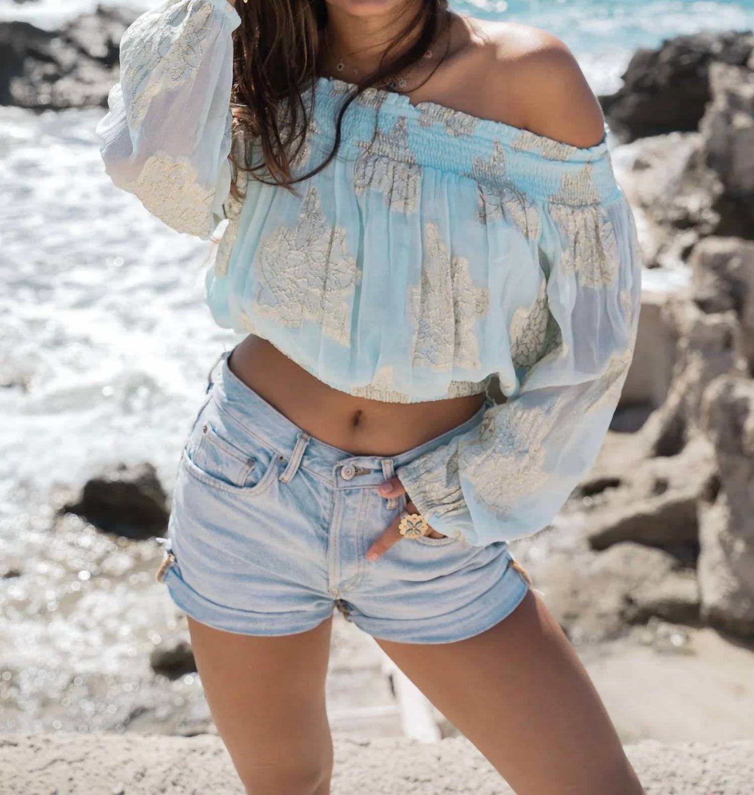Ibz Mode - Women's Glimmer Off Shoulder Top