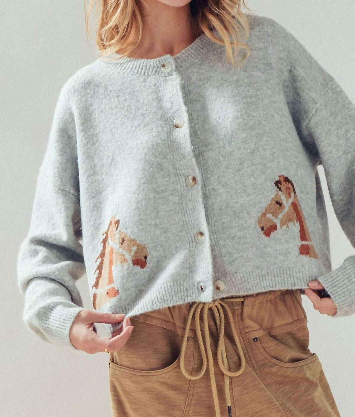Urban Daizy - Cropped Cardigan Sweater