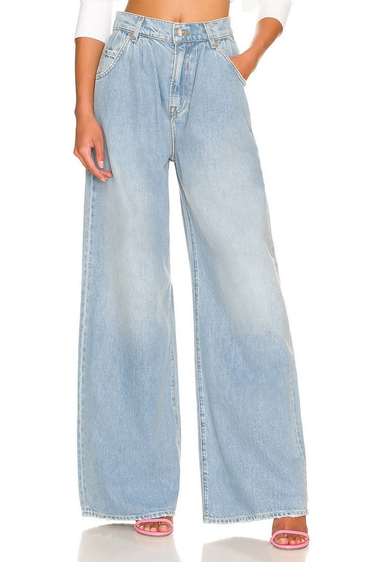 Grlfrnd - CHLOE HIGH RISE PLEATED WIDE LEG JEANS