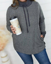 Doe And Rae - Two Tone Funnel Neck Pullover Top