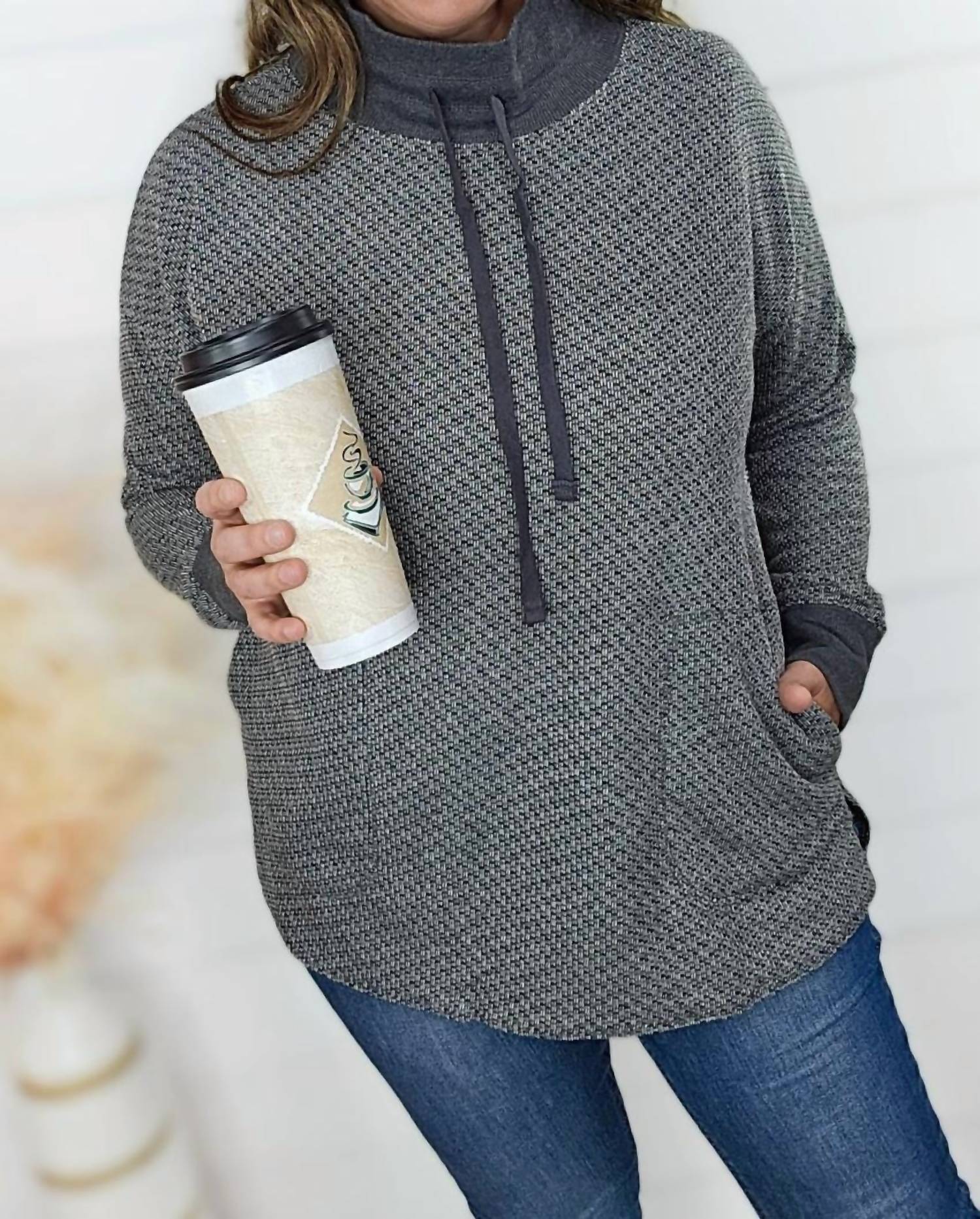 Doe And Rae - Two Tone Funnel Neck Pullover Top
