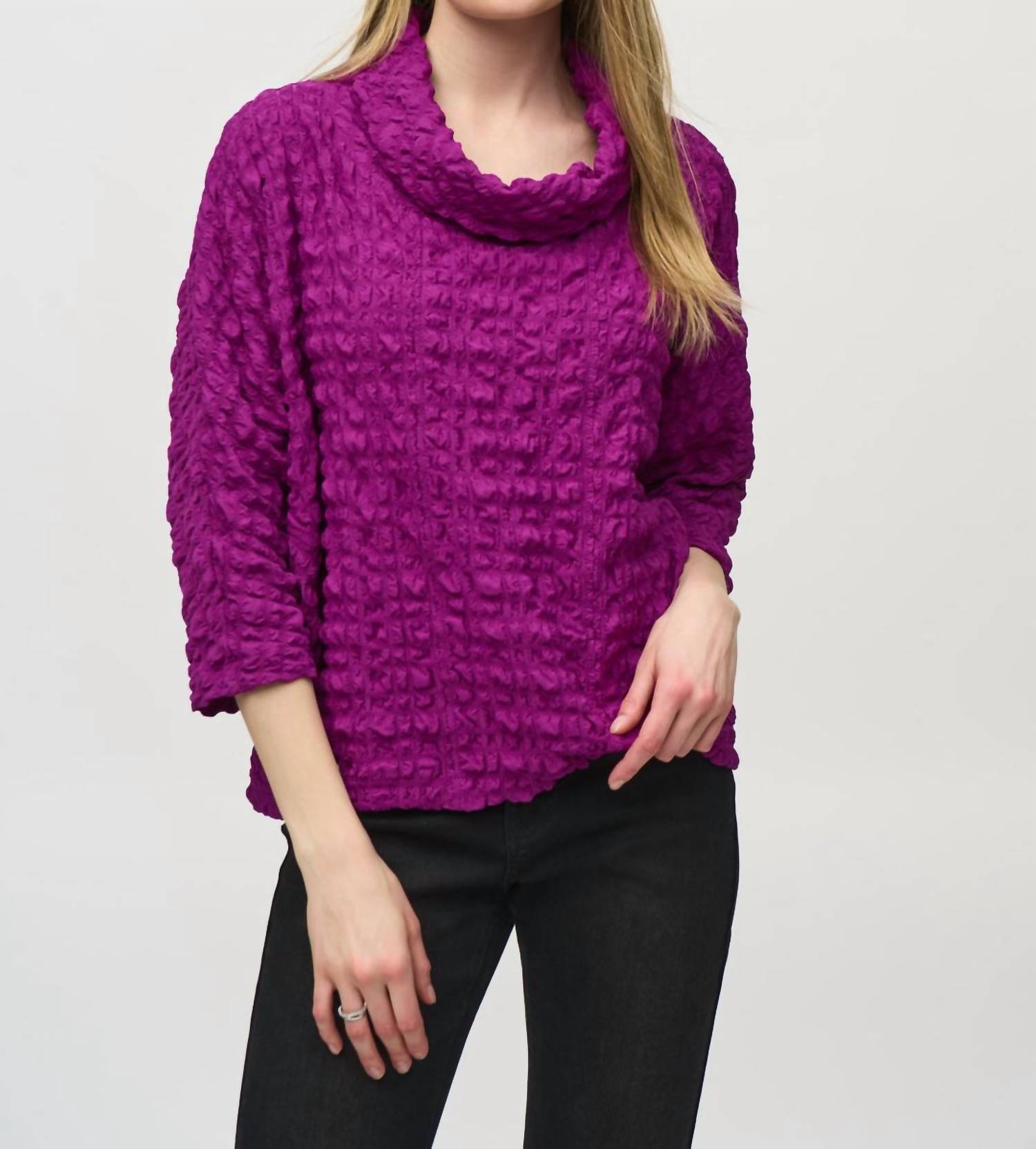 Joseph Ribkoff - Chic Bubble Jacquard Top