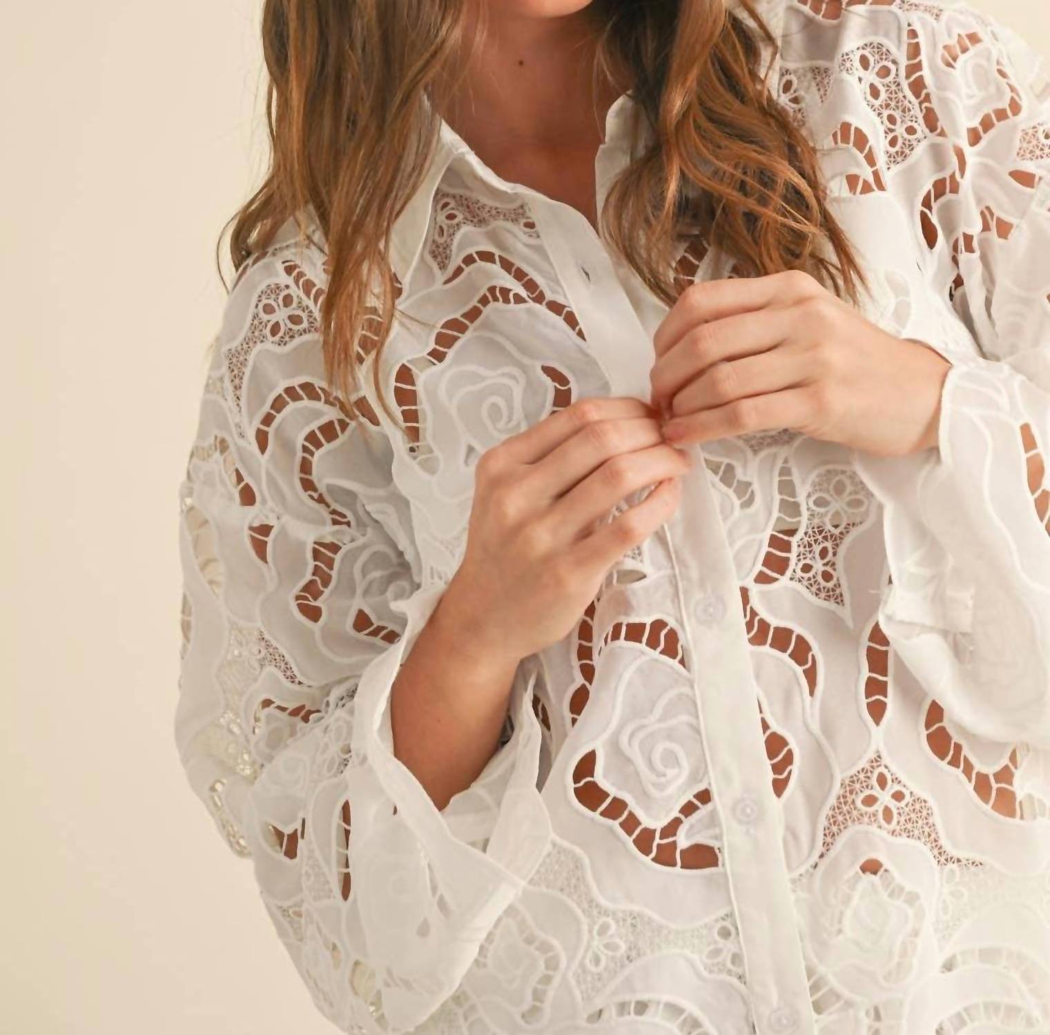 Miou Muse - Sofie Floral Eyelet Pattern Shirt