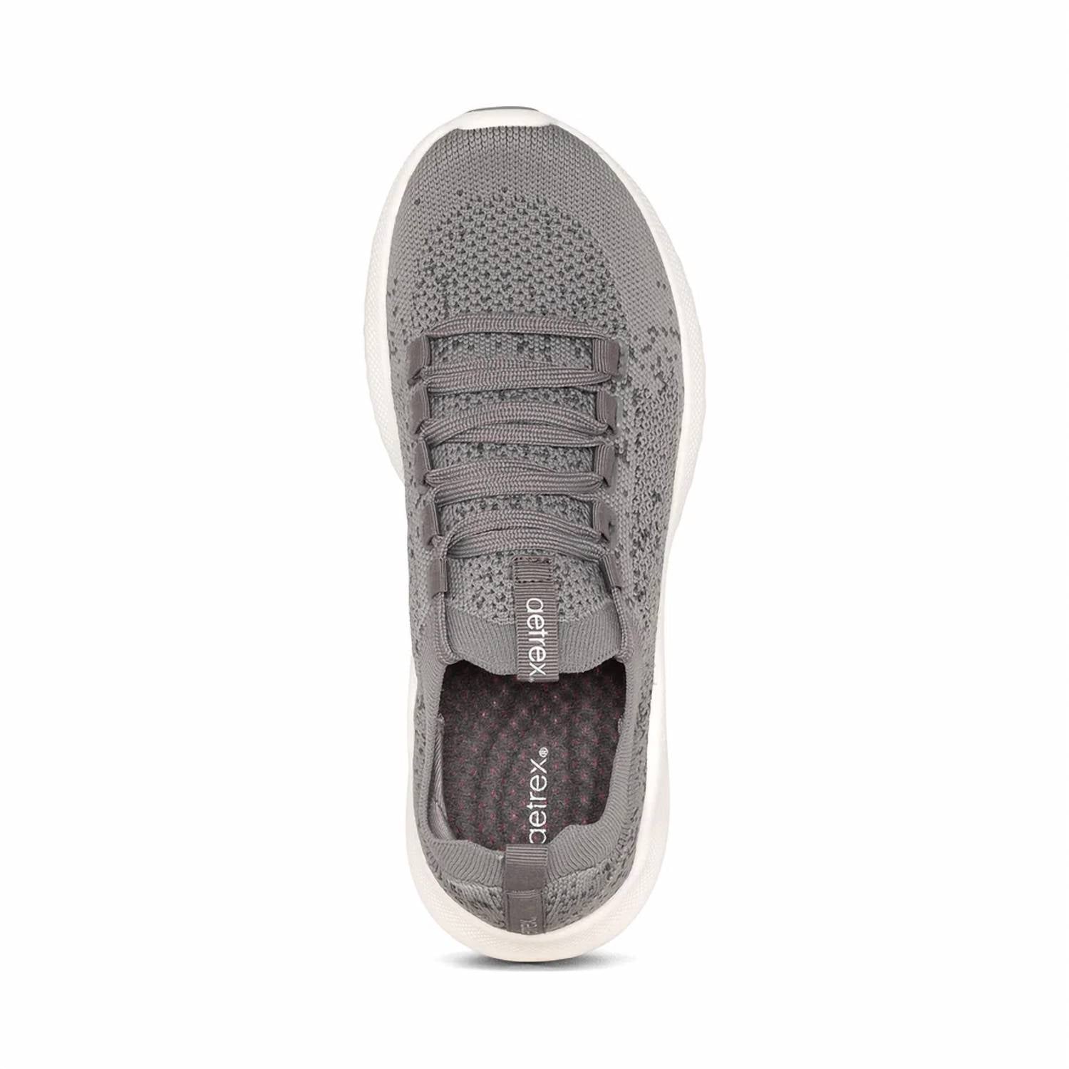 Aetrex - Women's Carly Arch Support Sneaker
