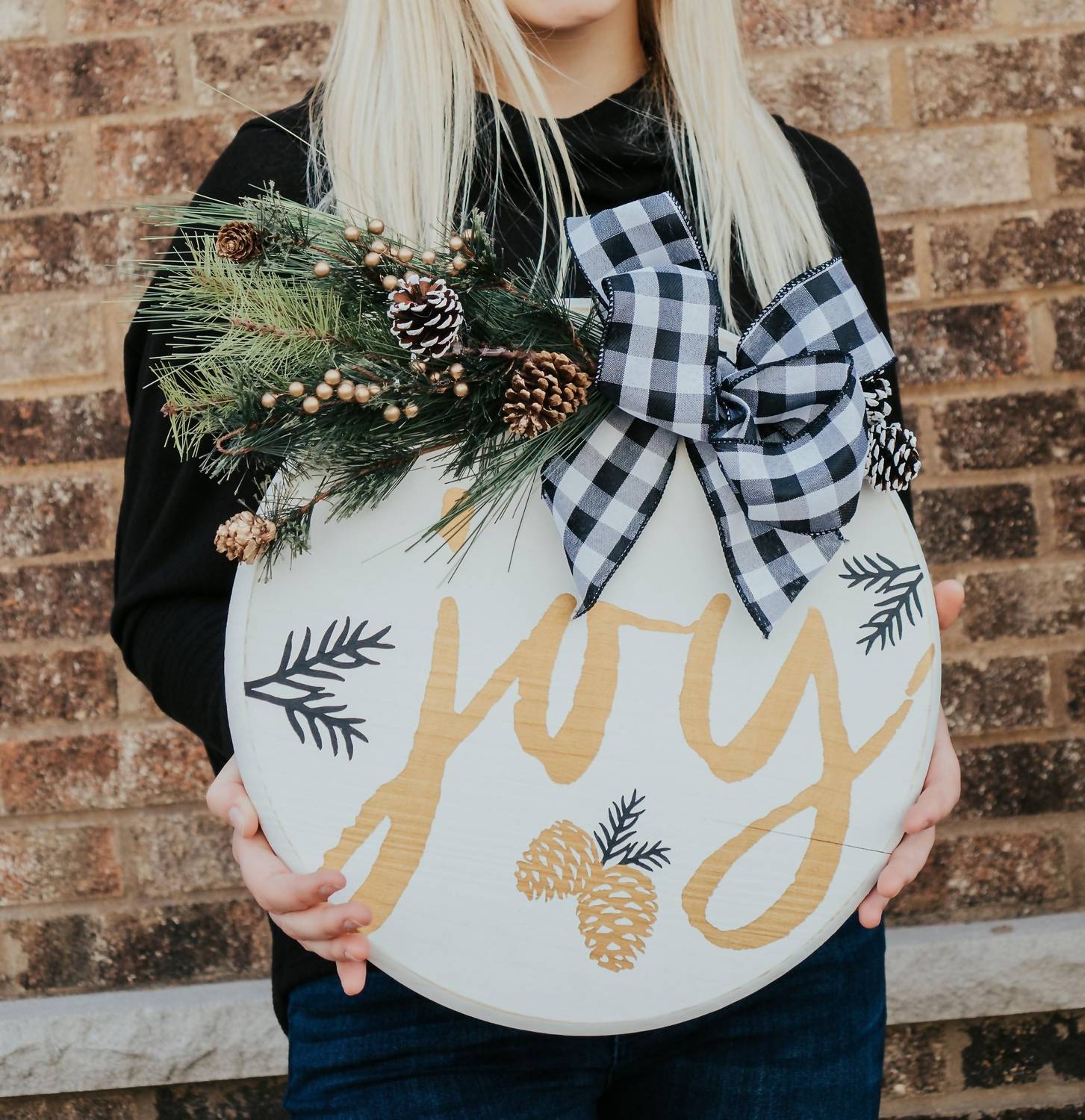 Blessed And Distressed - JOY 15" CIRCLE SIGN