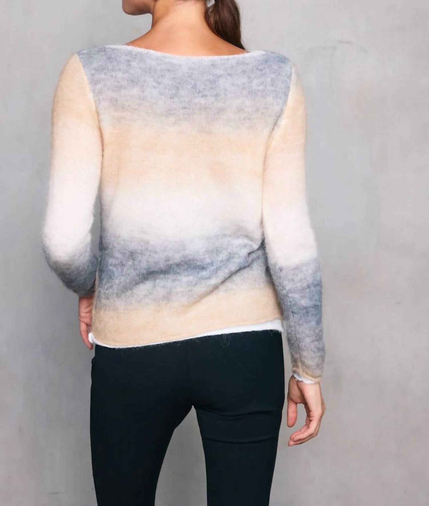 Line And Dot - Abstract Ombre Sweater