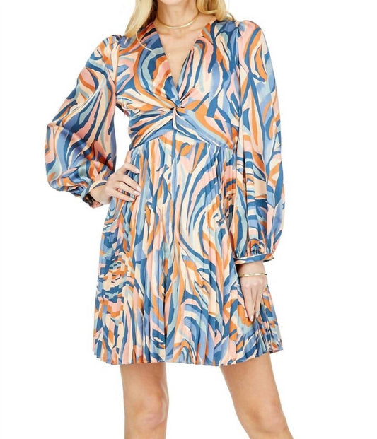 Jade - Wavy Boho Twist Pleat Dress