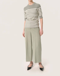 Soaked In Luxury - Spina Slim Fit Crew Neck Pullover Sweater