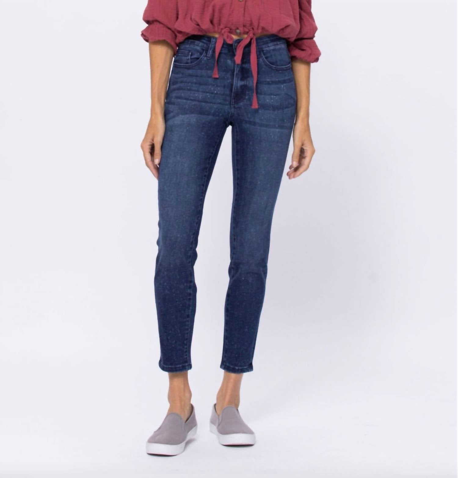 Judy Blue - Relaxed Fit Mineral Washed Jeans