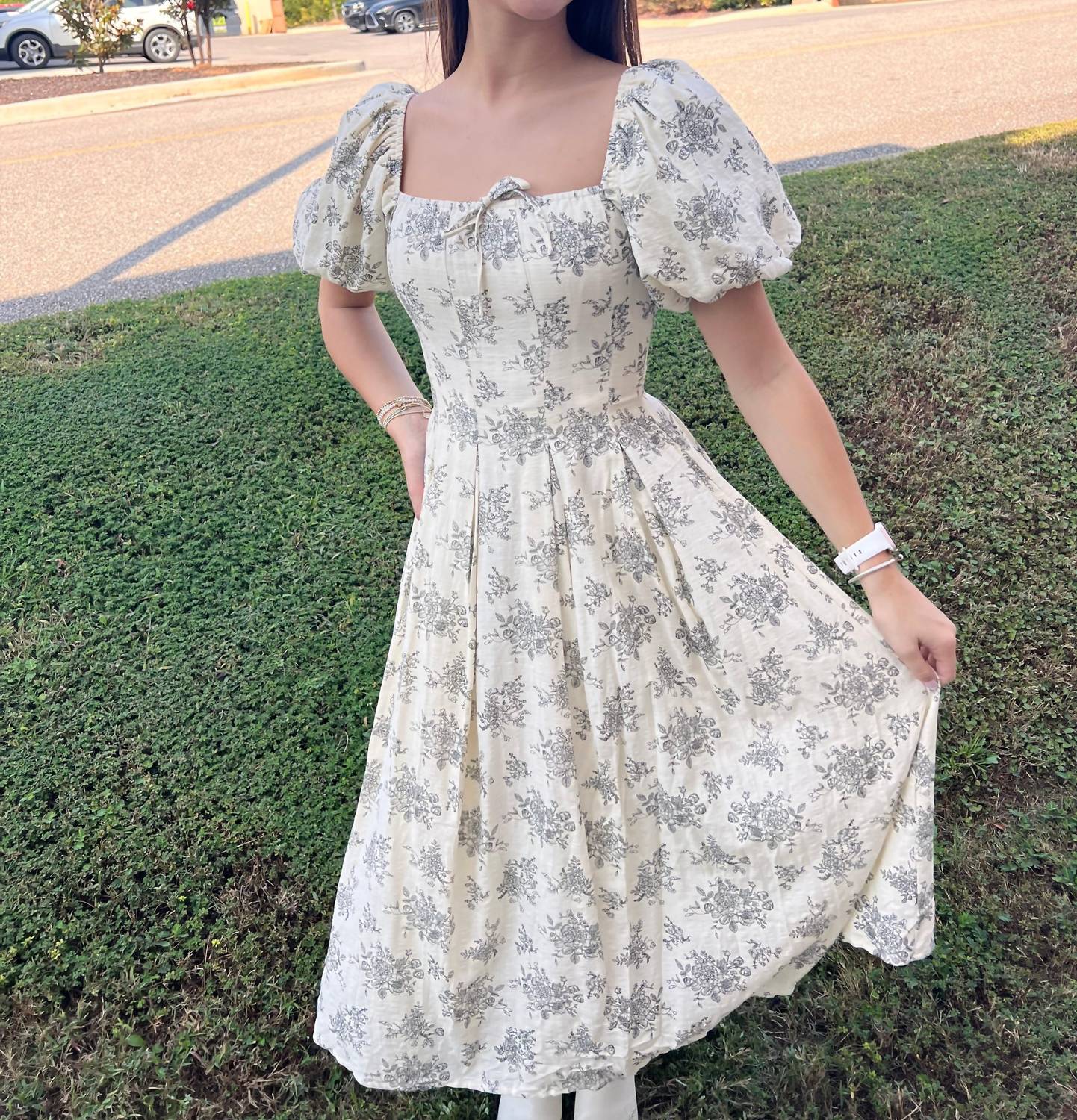Aureum - Jasilynn Floral Midi Dress