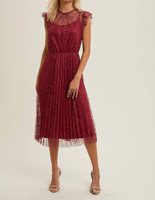 Wishlist - Finnley Floral Lace Pleated Midi Dress