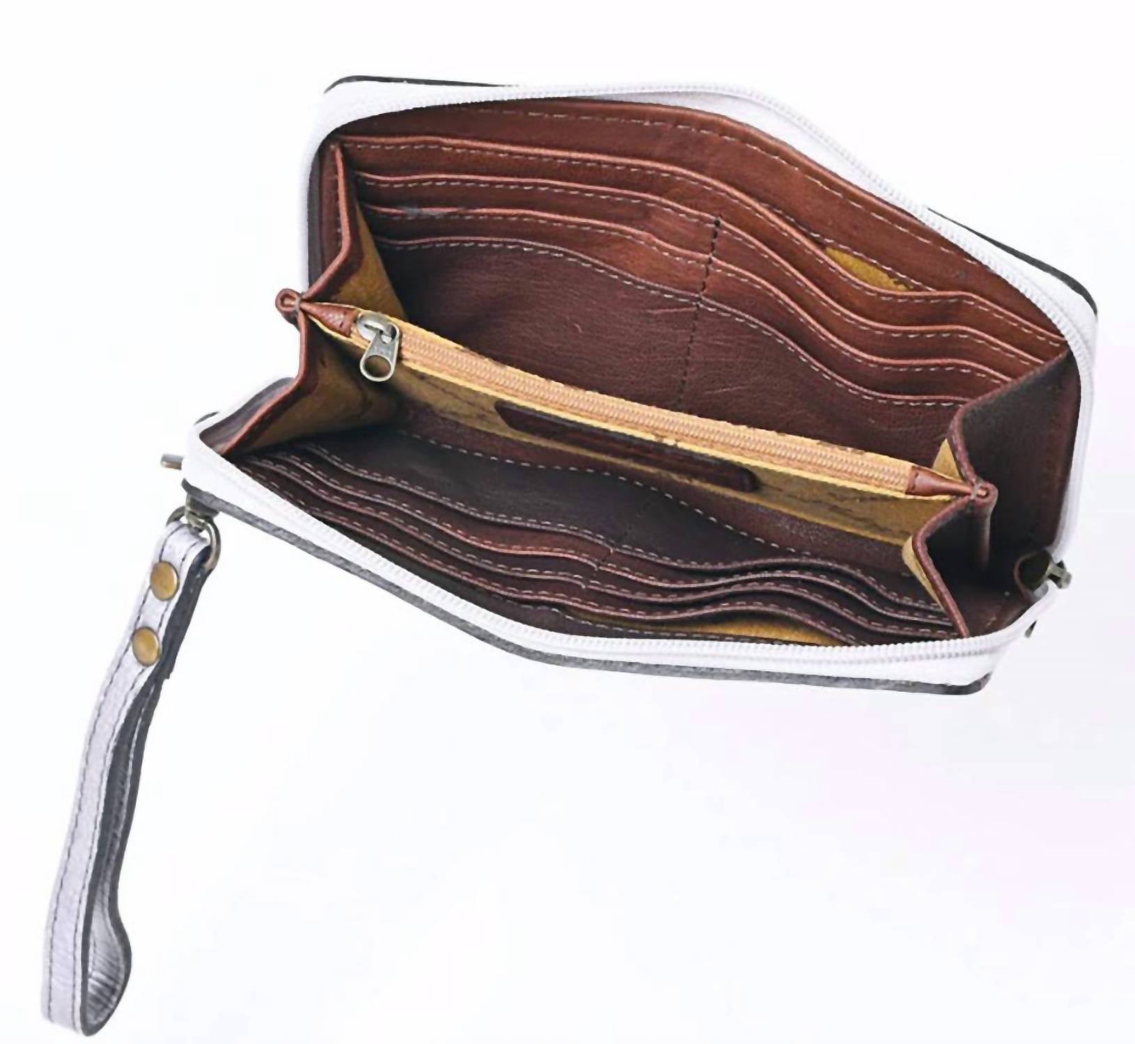 American Darling Women's Organizer Wallet in silver 1 - women's bag - detail view