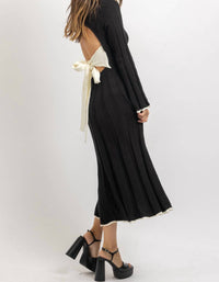 Lalavon - Cam Contrast Bow Dress