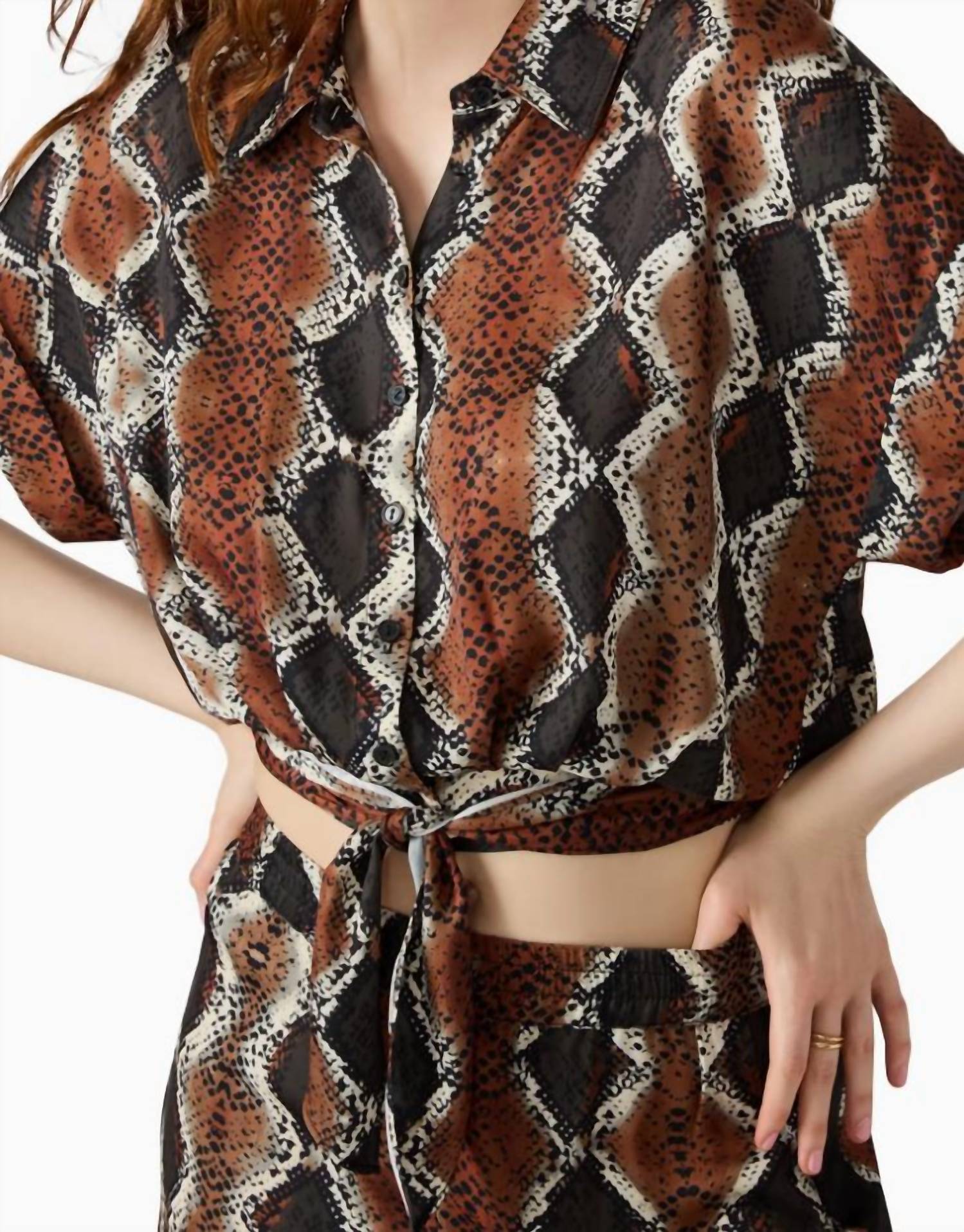 STEVE MADDEN Moxie Tori Top in snake print - women's shirt
