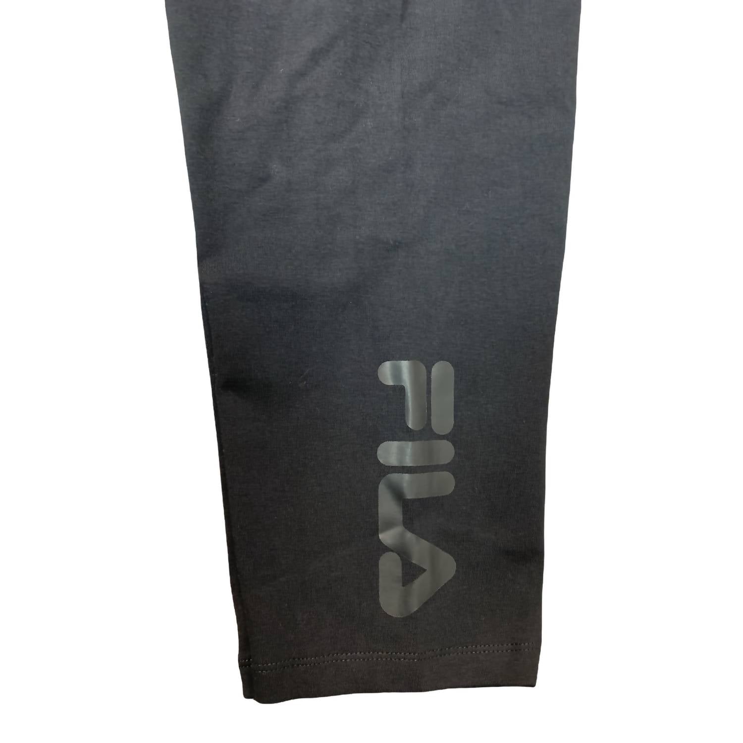 Fila - Mid Rise Capri Leggings