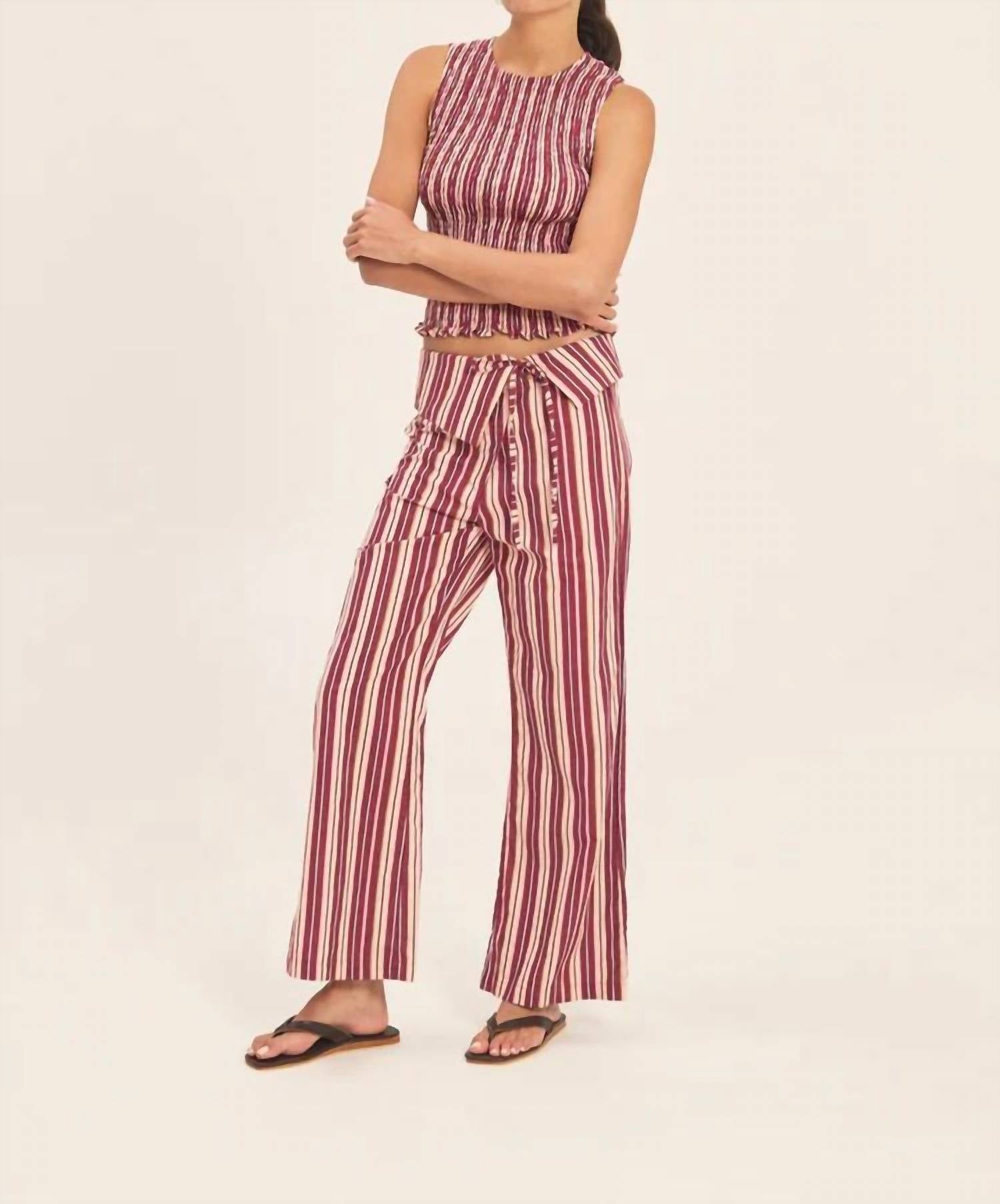 Jula - Aya Sleeveless Top