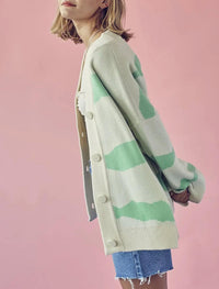 TWO-TONE WAVY STRIPE KNIT CARDIGAN