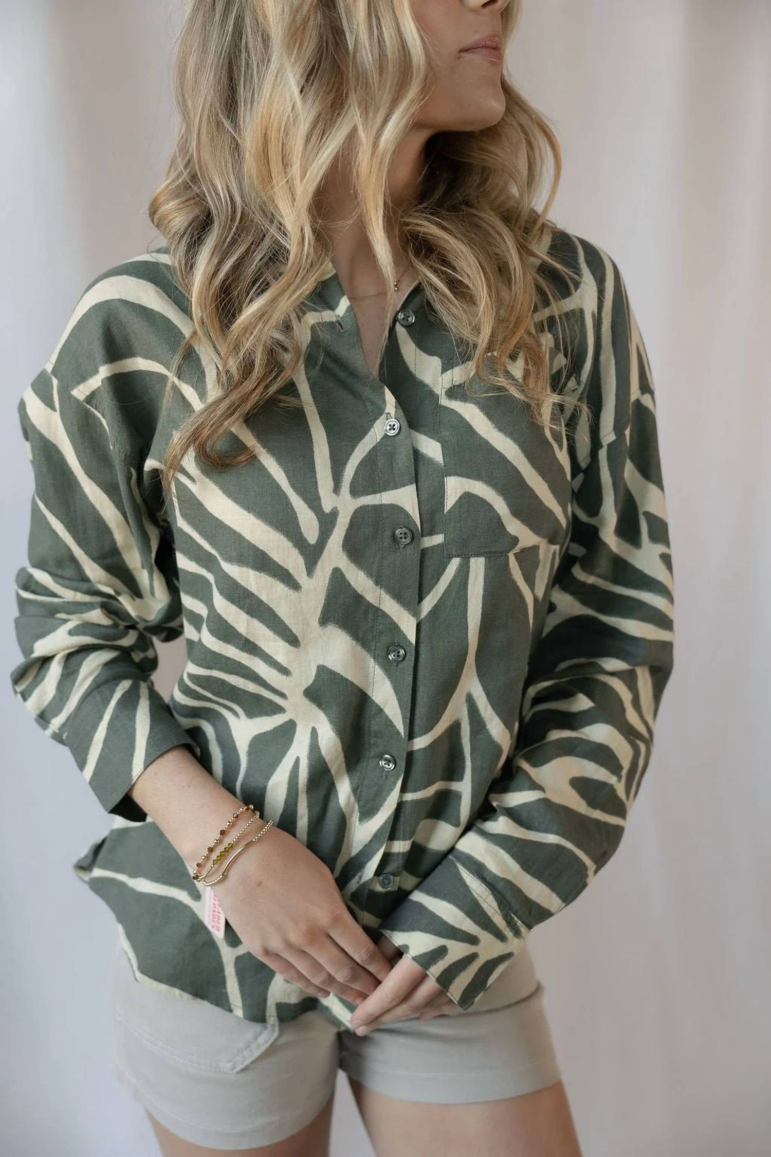 Z Supply - Alfie Tova Palm Button Up Shirt