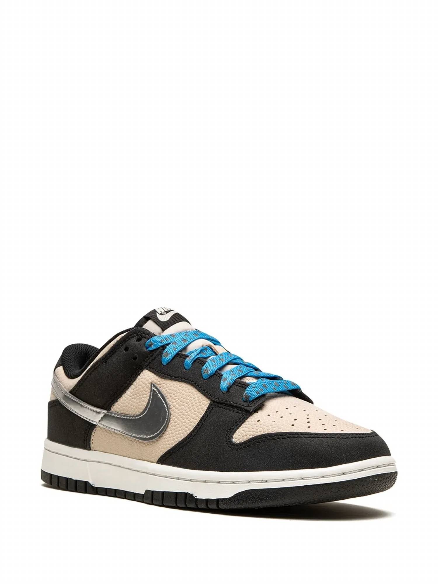 Nike - Women's Dunk Low Sneakers
