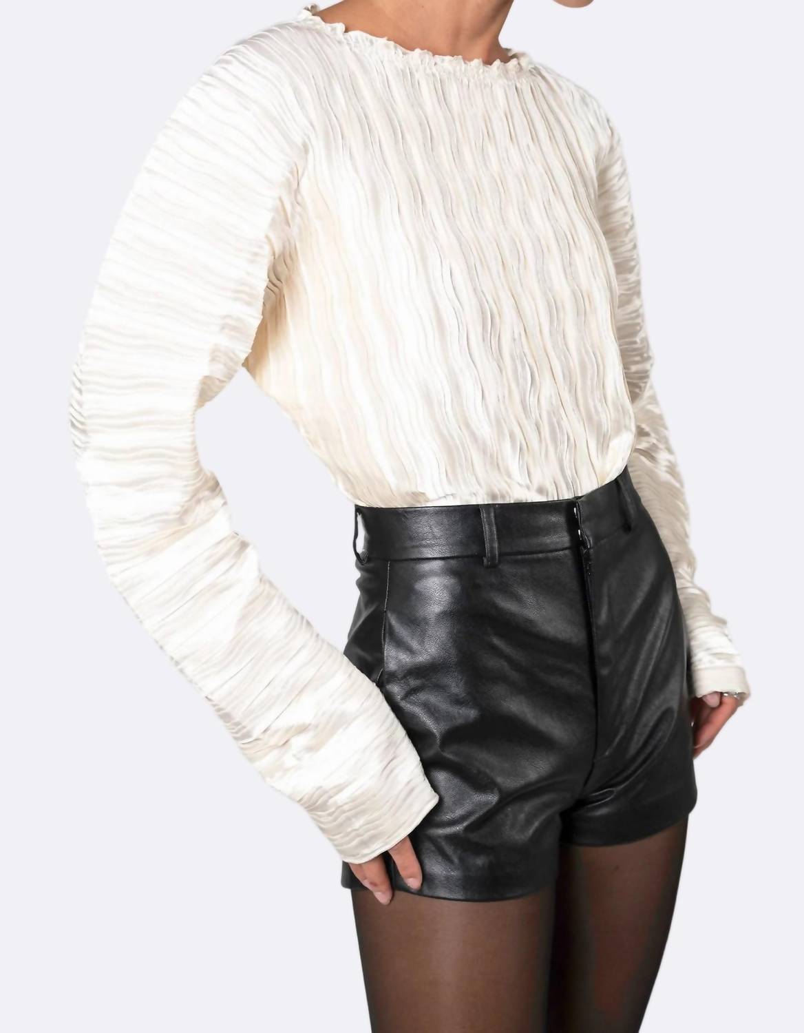 Nonchalant Label - Pearla Textured Ruffle Blouse